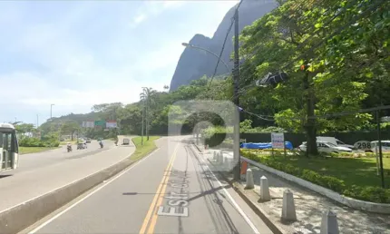 Terreno à venda na Estrada do Joá, São Conrado, Rio de Janeiro