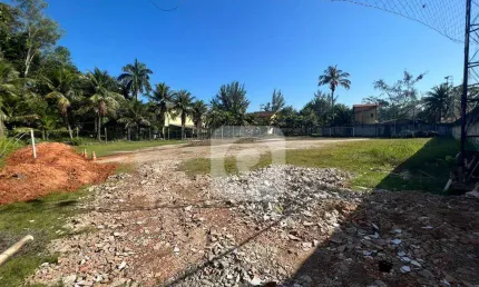 Terreno á venda frente de rua com 2000m² no itanhanga