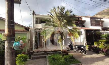Casa em condomínio `a venda com 150m² 3 quartos no Anil Jacarepagua RJ