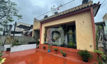 Casa multifuncional à venda no tradicional bairro do cachambi