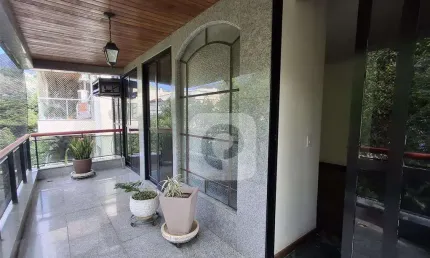 COBERTURA DUPLEX COM 3 SUITES, AMPLA VARANDA E PISCINA, NA RUA MARIA AMÁLIA