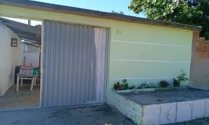 Casa com 1 dormitório à venda, 90 m² por r$ 100.000 - itatiquara - araruama/rj
