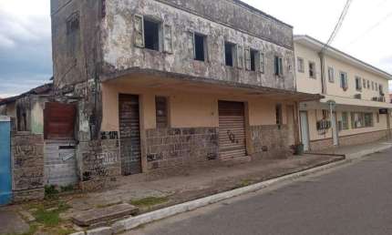 Excelente oportunidade para investidores e empreendedor. Galpão com 260m²