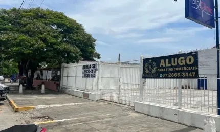 Loja com 10 salas para alugar, 430 m² por R$ 32.000/mês - Centro - Araruama/RJ