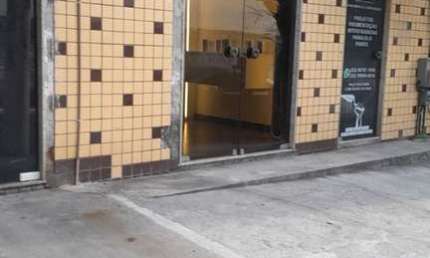 Loja para alugar, 30 m² por R$ 2.000,00/mês - Centro - São Pedro da Aldeia/RJ