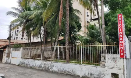 Casa com 2 dormitórios para alugar, 100 m² por R$ 10.000,00/mês - Centro - Araruama/RJ