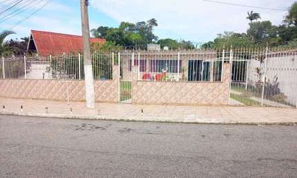 Casa com 3 dormitórios à venda, 124 m² por R$ 400.000,00 - Vila Capri - Araruama/RJ