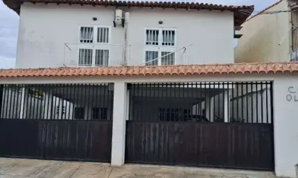 Apartamento com 2 dormitórios à venda, 70 m² por R$ 350.000,00 - Parque Central - Cabo Frio/RJ