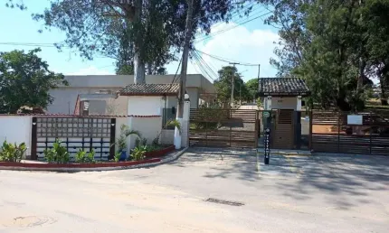 Terreno à venda, 240 m² por R$ 80.000 - Hospício - Araruama/RJ