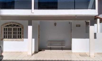 CASA DUPLEX EM CONDOMÍNIO - TOTALMNTE REFORMADA - SEM TAXA CONDOMINIAL, - JARDIM CAIÇARA - CABO FRIO/RJ