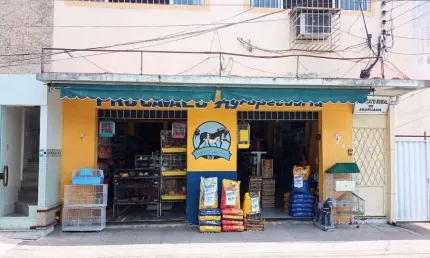 Passagem de ponto, loja de 100 m² por R$ 100.000 - Centro - Araruama/RJ