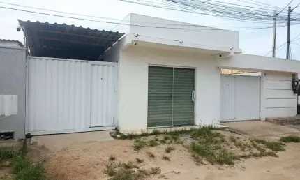 Casa com 2 dormitórios à venda, 90 m² por R$ 250.000,00 - Fazendinha - Araruama/RJ