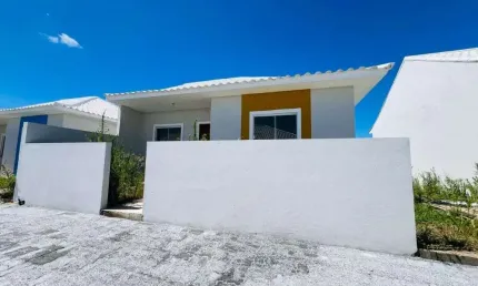 Casa com 2 dormitórios à venda, 65 m² por R$ 250.000,00 - Fazendinha - Araruama/RJ
