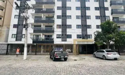 Apartamento com 3 dormitórios à venda, 122 m² por R$ 980.000,00 - Centro - Araruama/RJ
