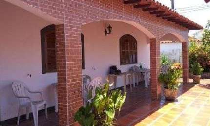 Casa com 3 dormitórios à venda, 384 m² por R$ 1.200.000,00 - Parque Central - Cabo Frio/RJ