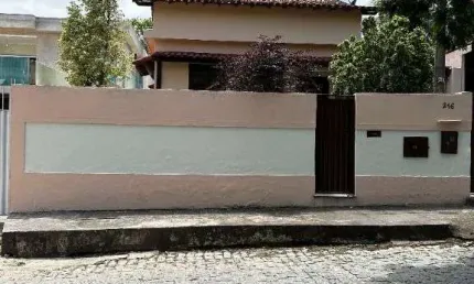 Casa com 3 dormitórios à venda por R$ 410.000,00 - Rio Do Limão - Araruama/RJ