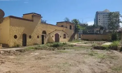 Terreno à venda, 1350 m² por R$ 4.500.000,00 - Parque Hotel - Araruama/RJ