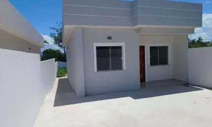 Casa com 2 dormitórios à venda, 75 m² por R$ 239.000,00 - Vila Canaa - Araruama/RJ