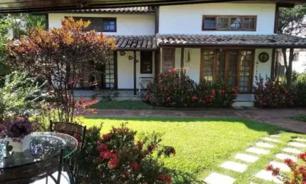 Casa com 3 dormitórios à venda, 200 m² por R$ 900.000,00 - Ponta de Manguinhos - Armação dos Búzios/RJ