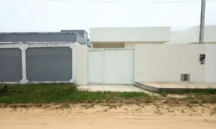 Casa com 3 dormitórios à venda, 80 m² por R$ 269.000,00 - Três Vendas - Araruama/RJ