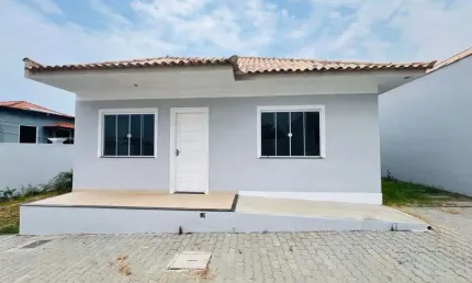 Casa com 2 dormitórios à venda, 68 m² por r$ 235.000,00 - hospício - araruama/rj