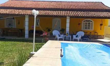 Casa com 2 dormitórios à venda, 100 m² por R$ 350.000,00 - Ponta do Capim - Araruama/RJ