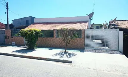 Casa com 4 dormitórios à venda, 120 m² por R$ 490.000,00 - Parque Hotel - Araruama/RJ