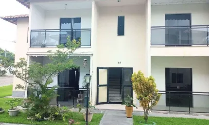 Apartamento com 2 dormitórios à venda, 74 m² por R$ 175.000,00 - Clube dos Engenheiros - Araruama/RJ