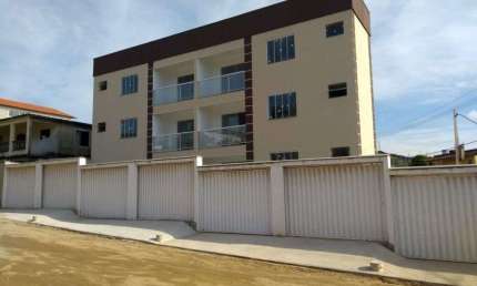 Apartamento com 2 dormitórios à venda, 65 m² por R$ 200.000,00 - Vinhateiro - São Pedro da Aldeia/RJ