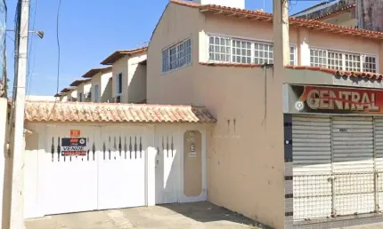 Casa com 3 dormitórios à venda por R$ 490.000,00 - São Cristóvão - Cabo Frio/RJ