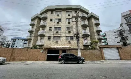 Apartamento com 3 dormitórios à venda, 93 m² por R$ 640.000,00 - Centro - Cabo Frio/RJ