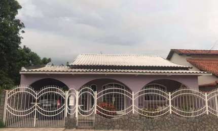 Casa com 3 dormitórios à venda por R$ 750.000 - Green Valley - Rio Bonito/RJ