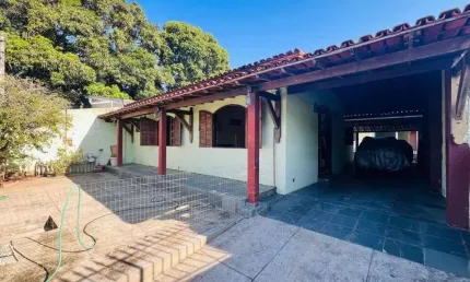 Casa com 3 dormitórios à venda, 180 m² por R$ 550.000,00 - Araruama - Araruama/RJ