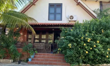Casa com 4 dormitórios à venda, 180 m² por R$ 550.000 - Iguabinha - Araruama/RJ