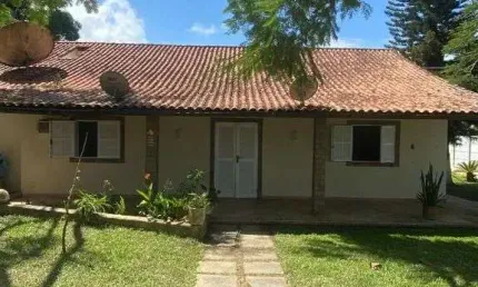 Casa com 3 dormitórios à venda, 300 m² por R$ 750.000,00 - Coqueiral - Araruama/RJ