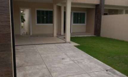 Casa com 2 dormitórios à venda, 91 m² por R$ 330.000,00 - Três Vendas - Araruama/RJ