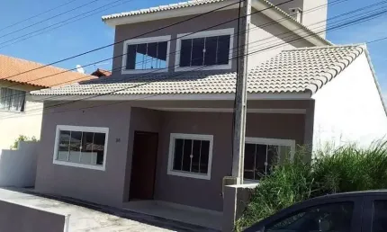 Casa com 4 dormitórios à venda por R$ 750.000,00 - Jardim Peró - Cabo Frio/RJ