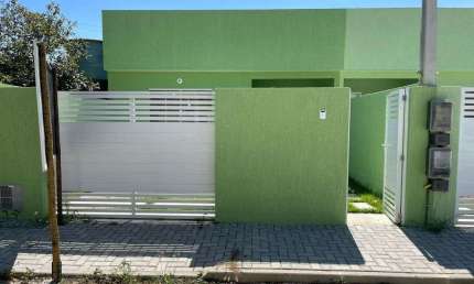 Casa com 2 dormitórios à venda, 64 m² por R$ 180.000,00 - Fazendinha - Araruama/RJ