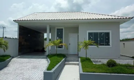 Casa com 2 dormitórios à venda, 86 m² por R$ 380.000,00 - Fazendinha - Araruama/RJ