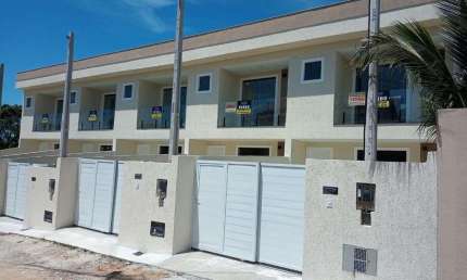 Apartamento Duplex com 2 dormitórios à venda, 110 m² por R$ 370.000,00 - Praça da Bandeira - Araruama/RJ