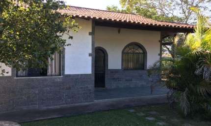 Casa com 2 dormitórios à venda, 150 m² por R$ 250.000,00 - Bananeiras - Araruama/RJ
