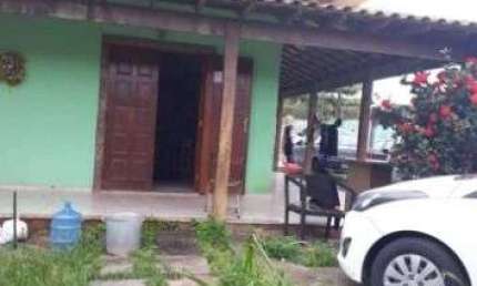Casa com 3 dormitórios à venda, 250 m² por R$ 400.000,00 - Coqueiral - Araruama/RJ