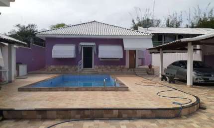 Casa com 4 dormitórios à venda, 170 m² por R$ 530.000,00 - Praia do Barbudo - Araruama/RJ
