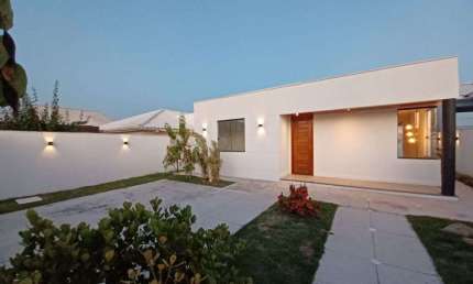 Casa com 3 dormitórios à venda, 100 m² por R$ 595.000,00 - Fazendinha - Araruama/RJ