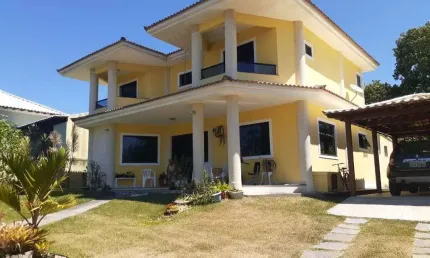 Casa com 4 dormitórios à venda, 350 m² por R$ 890.000,00 - Bananeiras - Araruama/RJ