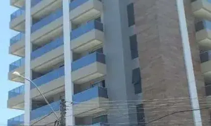 Apartamento com 1 dormitório à venda, 65 m² por R$ 450.000,00 - Parque Hotel - Araruama/RJ