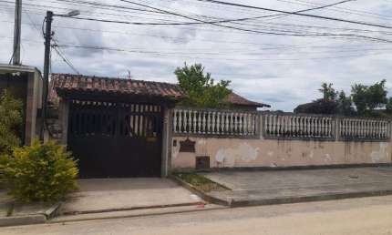 Casa com 2 dormitórios à venda, 450 m² por R$ 650.000,00 - Parque Hotel - Araruama/RJ
