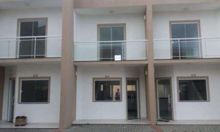 Casa com 2 dormitórios à venda por R$ 250.000,00 - Bananeiras - Araruama/RJ