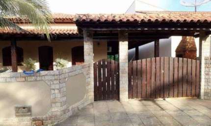 Casa com 3 dormitórios à venda, 220 m² por R$ 430.000,00 - Ponte dos Leites - Araruama/RJ