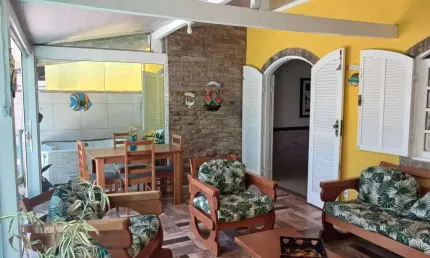 Casa com 3 dormitórios à venda, 260 m² por R$ 2.000.000,00 - Foguete - Cabo Frio/RJ